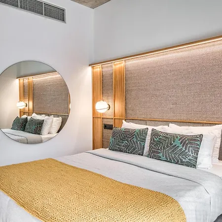 Capital Luxury Aparthotel
