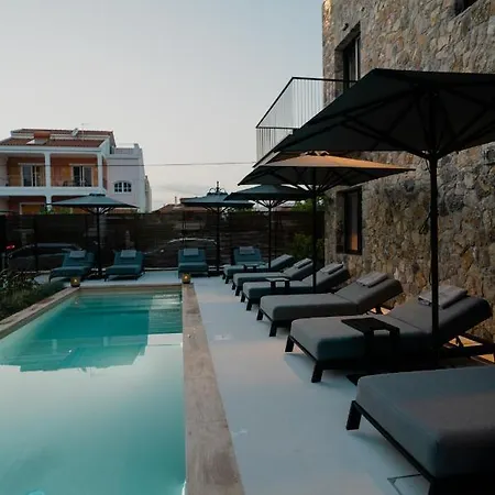 Ξενοδοχείο με διαμερίσματα Capital Luxury