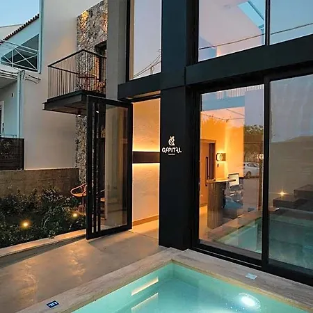 Capital Luxury 4*