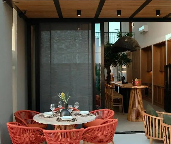 Capital Luxury Apartmanhotel