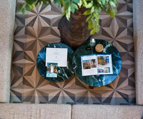 Capital Luxury Apartmanhotel