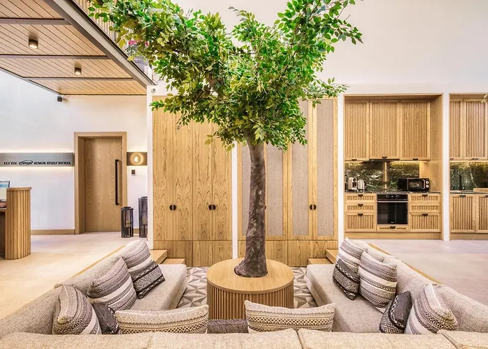 Capital Luxury Apartmanhotel