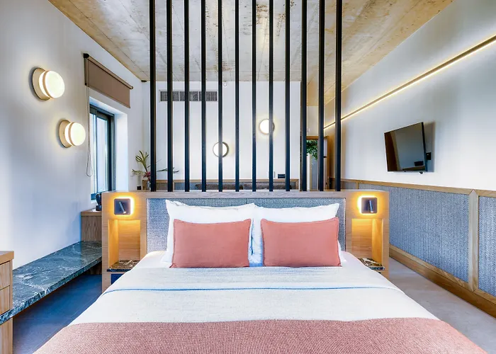 Апарт-отель Capital Luxury 4*